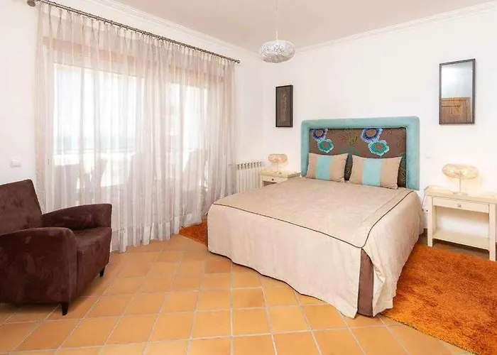 T2 Sea View, Pool, Golf, Private Terrace, Del Rey, Obidos A4 Апартаменты *